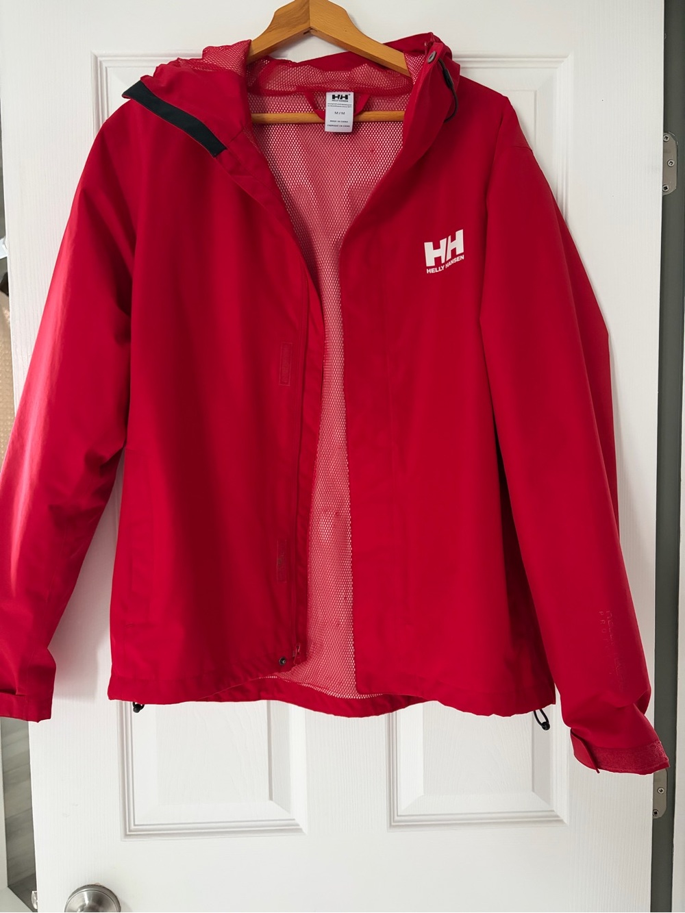 Helly Hansen Men's Bright Red Hooded Rain Jacket